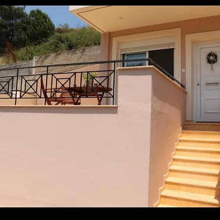Iris Deluxe 4 Apartment Kavala
